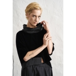 HAMSA Ασύμμετρο Crop Top από Βελούδο & Memory Ύφασμα