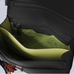 Τσάντα ώμου με εφέ σαφιανό και πολύχρωμα charms - Image 3